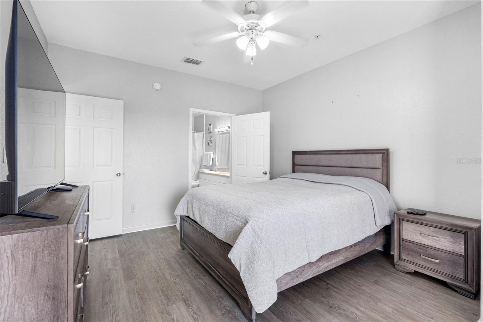 4343 BAYSIDE VILLAGE DR #104, TAMPA, FL — photo 25