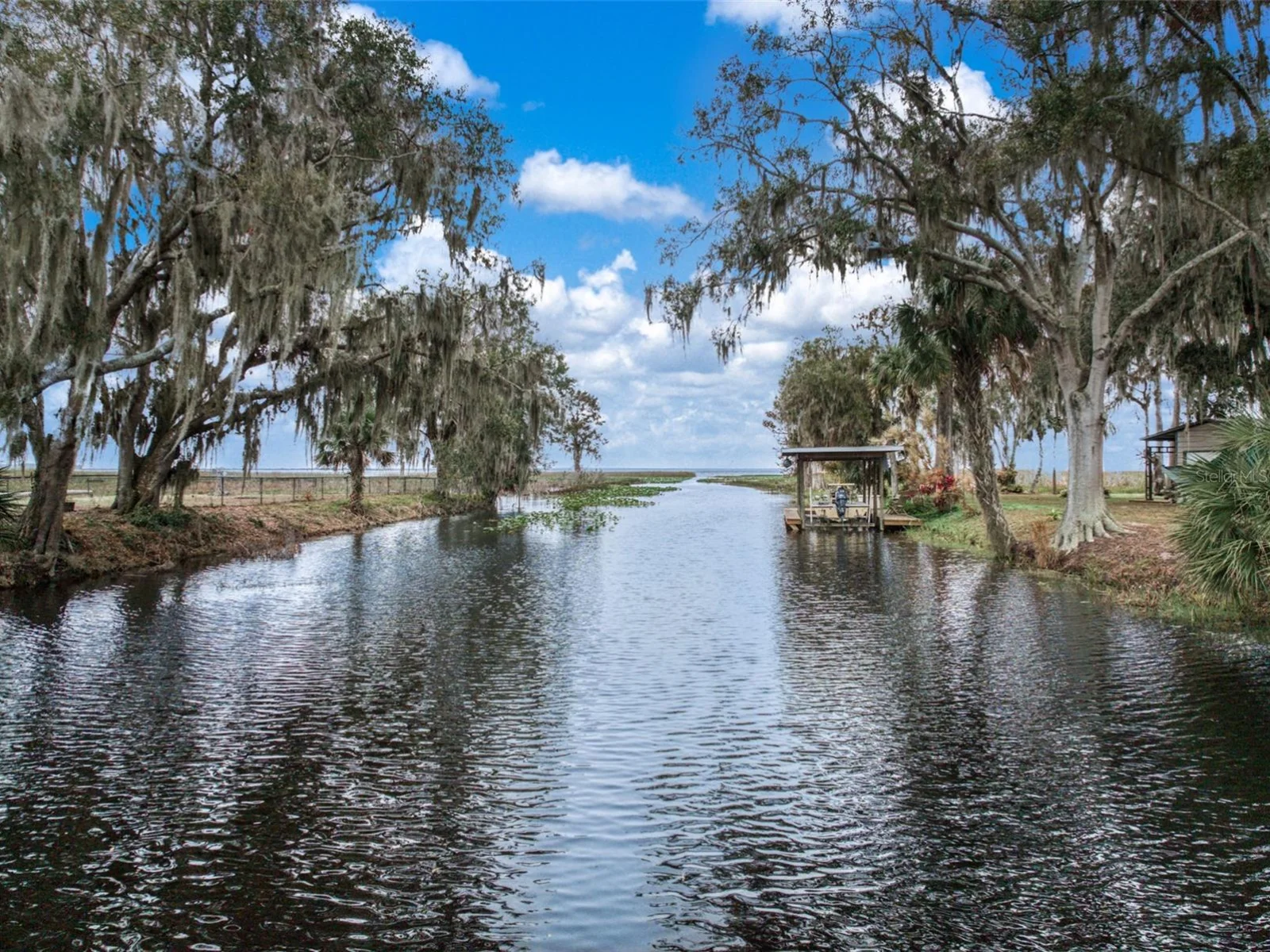 612 DRAGONFLY LN, LORIDA, FL — photo 5