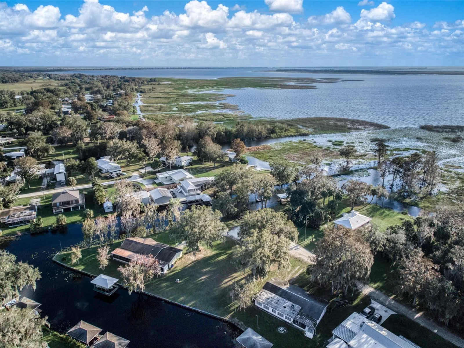 612 DRAGONFLY LN, LORIDA, FL — photo 19