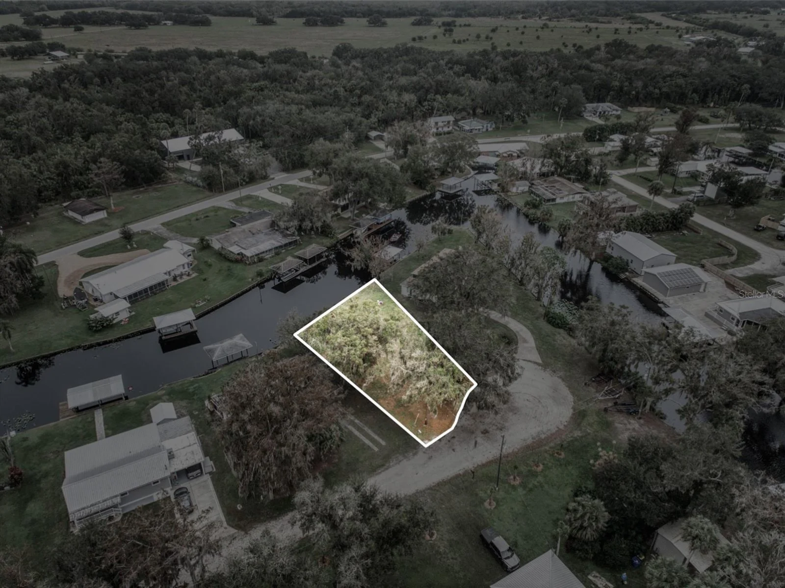 612 DRAGONFLY LN, LORIDA, FL — photo 21