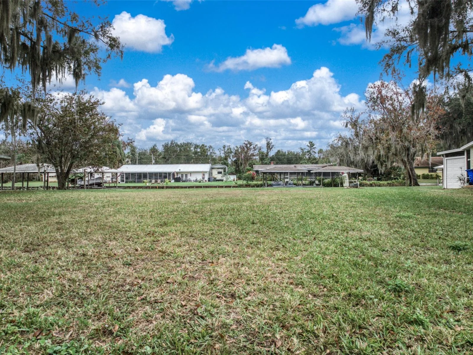 612 DRAGONFLY LN, LORIDA, FL — photo 24