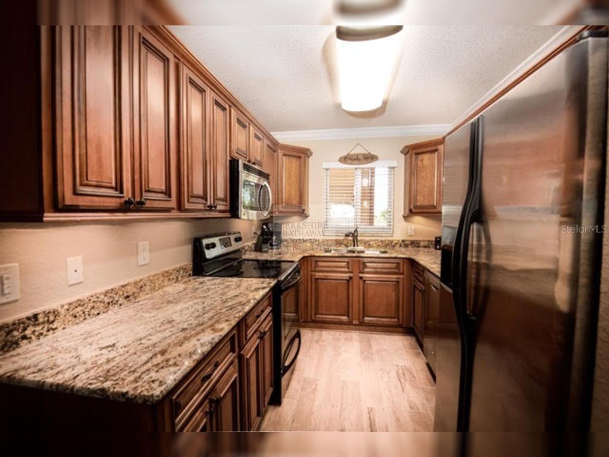 10265 GULF BLVD #A308, ST PETERSBURG, FL — photo 12