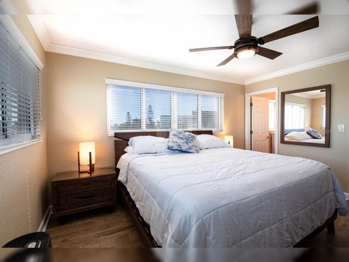 10265 GULF BLVD #A308, ST PETERSBURG, FL — photo 17