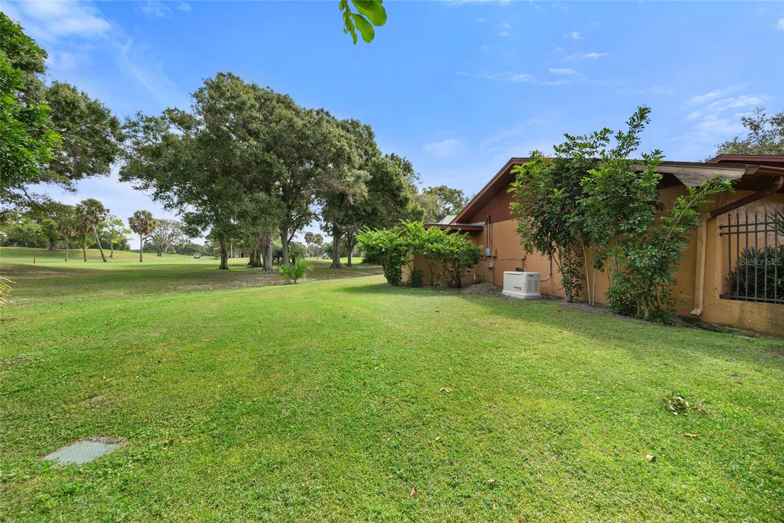 2674 CONCORDE CT, CLEARWATER, FL — photo 4