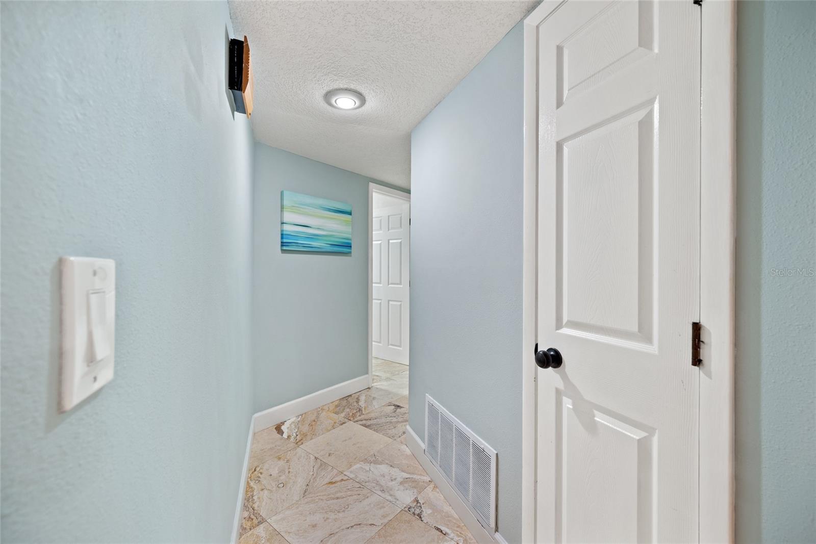 2674 CONCORDE CT, CLEARWATER, FL — photo 23