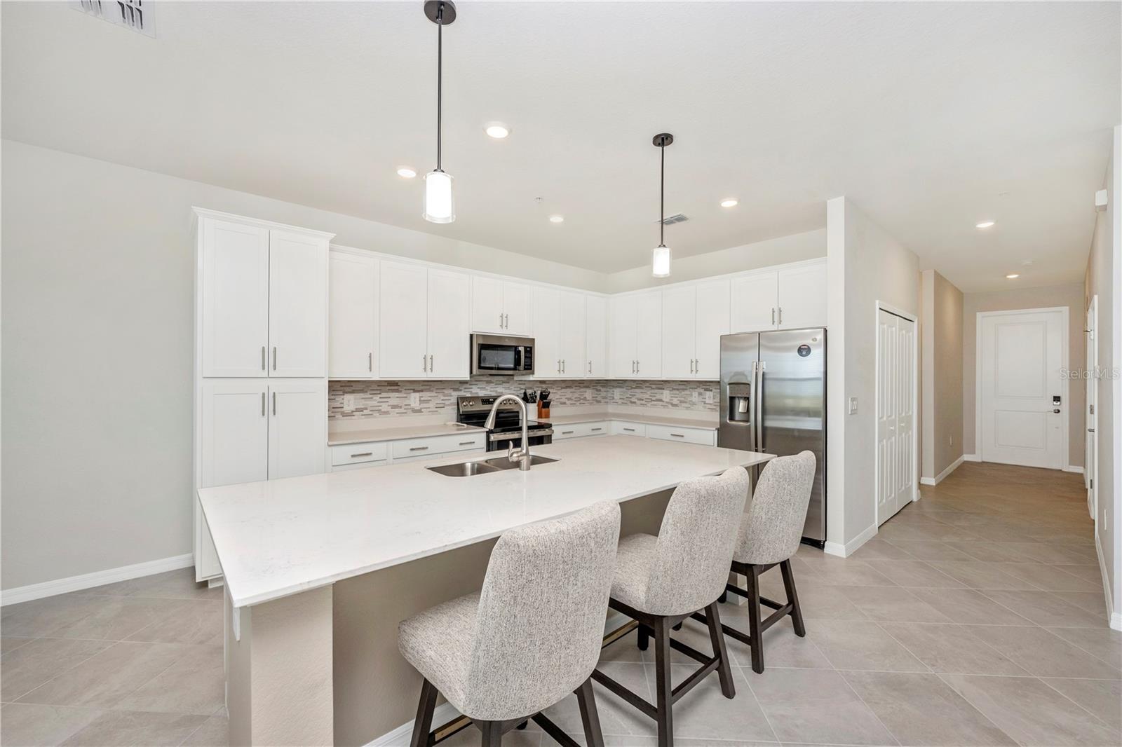 17655 OPAL SAND DR #402, VENICE, FL — photo 11