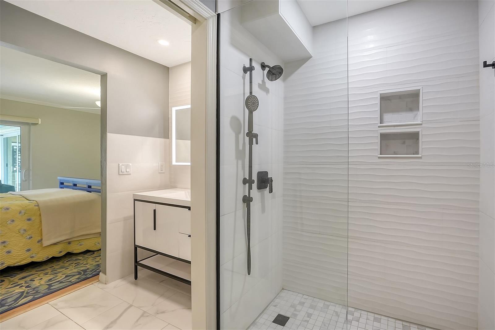 4234 GULF OF MEXICO DR #E2, LONGBOAT KEY, FL — photo 18