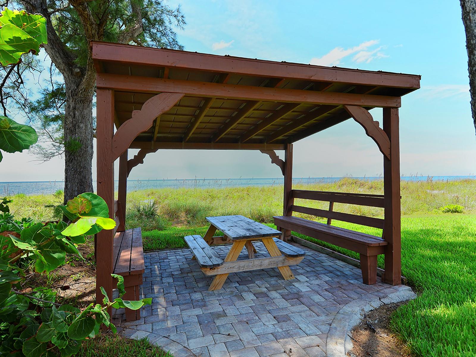 4234 GULF OF MEXICO DR #E2, LONGBOAT KEY, FL — photo 37