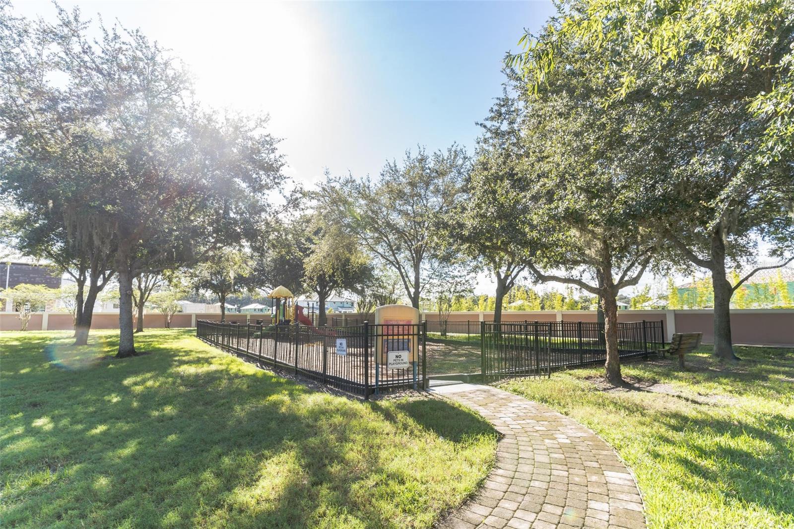 2468 CARAVELLE CIR, KISSIMMEE, FL — photo 22