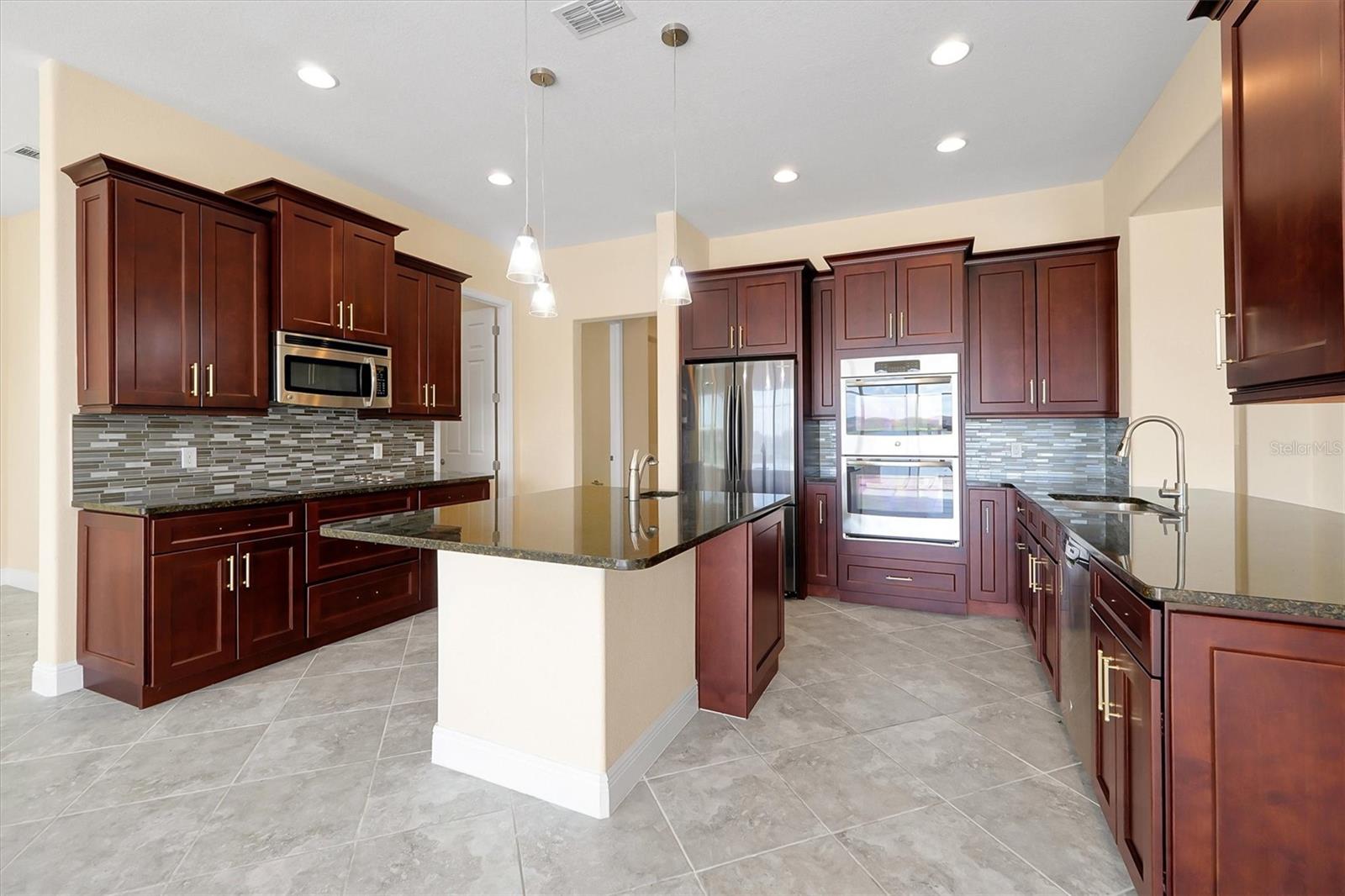 870 SPINNAKER WAY, KISSIMMEE, FL — photo 15