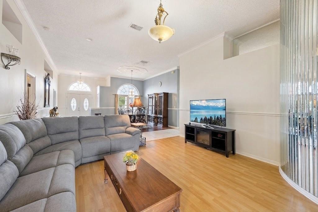 2087 WESTBOURNE DR, OVIEDO, FL — photo 3