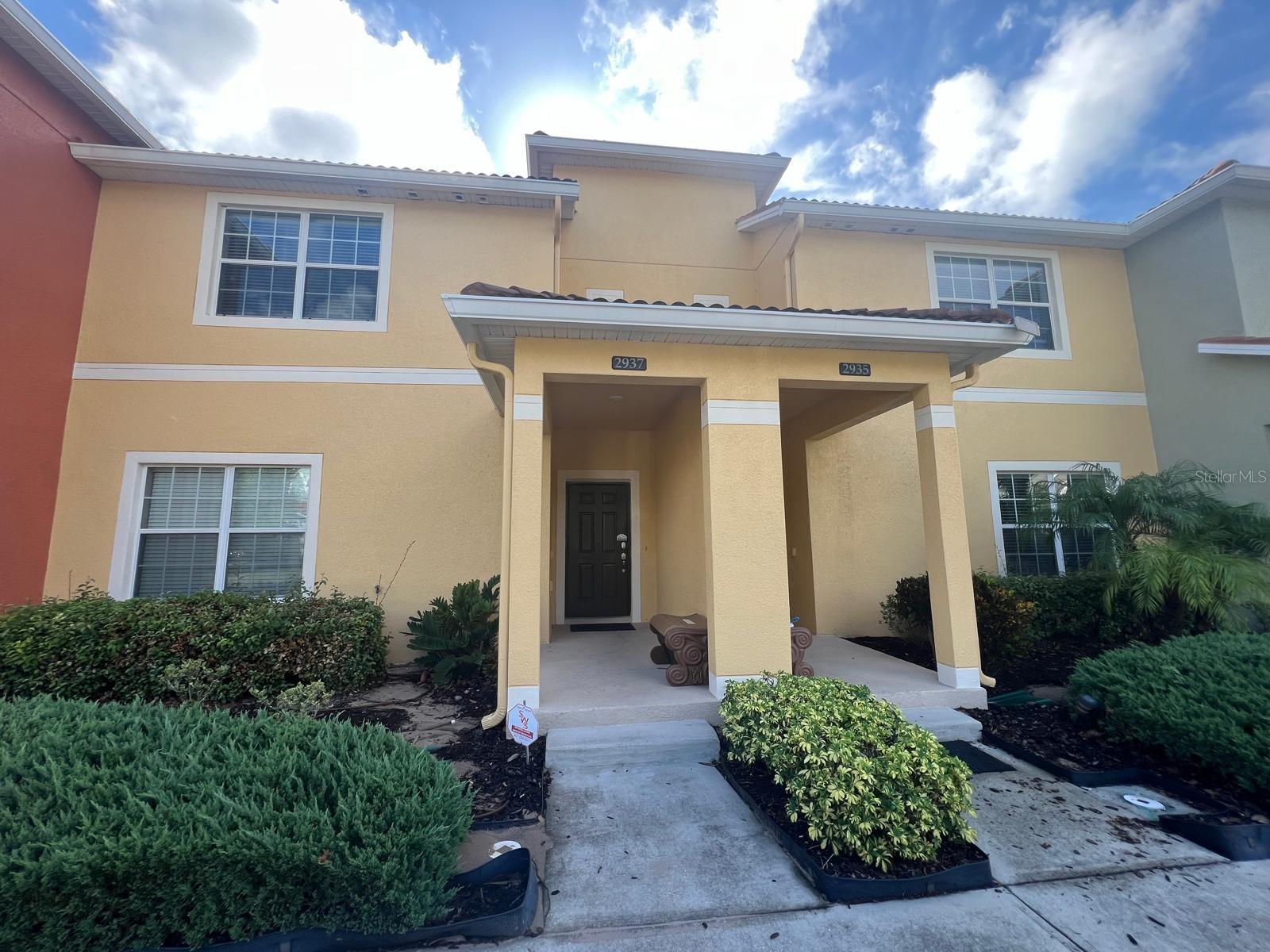 2937 BANANA PALM DR, KISSIMMEE, FL