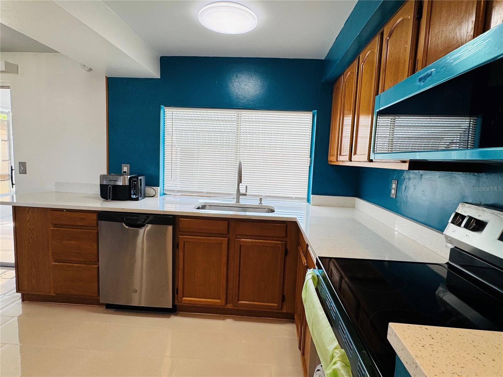 3447 COLUMBUS DR, HOLIDAY, FL — photo 22