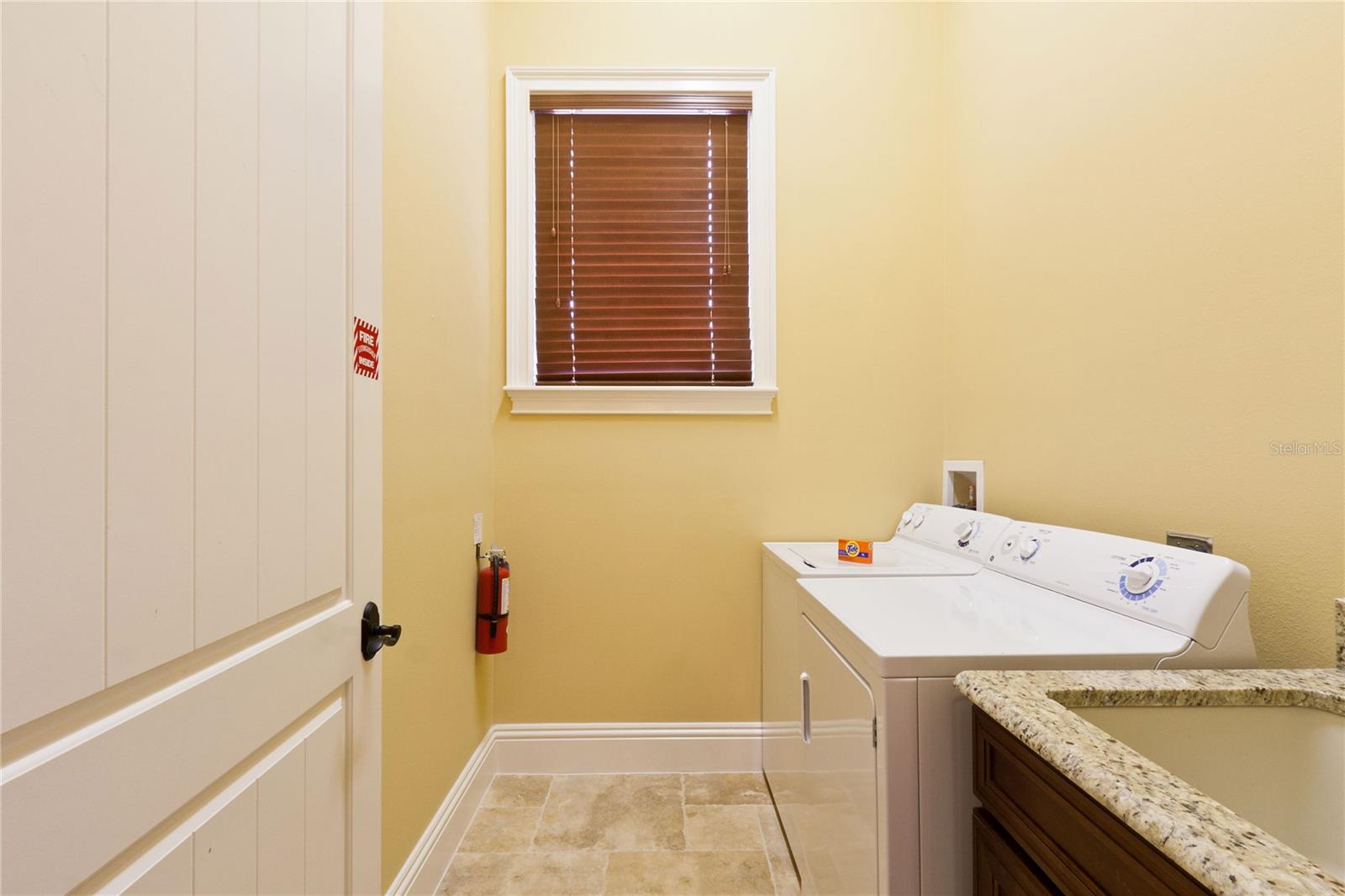 7825 PALMILLA CT, REUNION, FL — photo 47