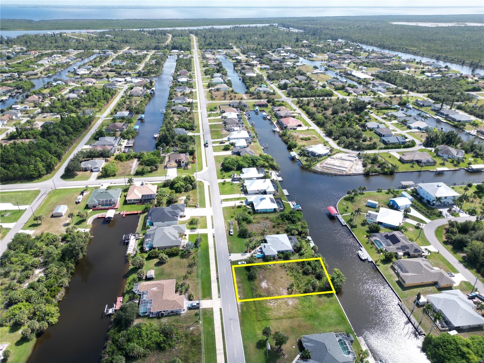 15195 APPLETON BLVD, PORT CHARLOTTE, FL — photo 13