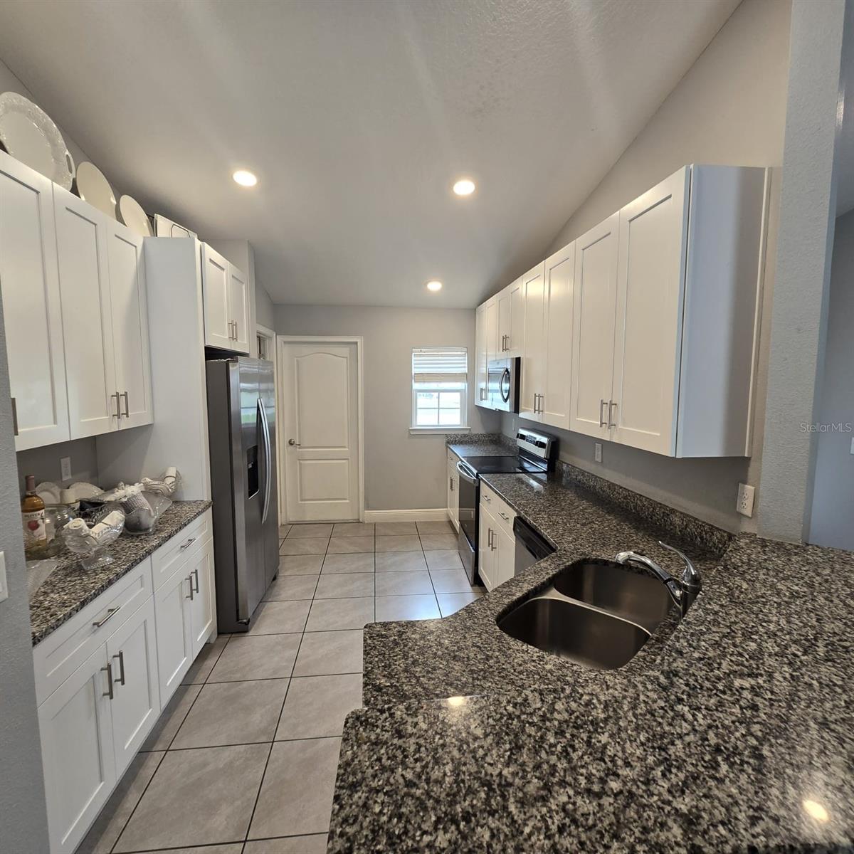 540 BRISTOL CIR, KISSIMMEE, FL — photo 10