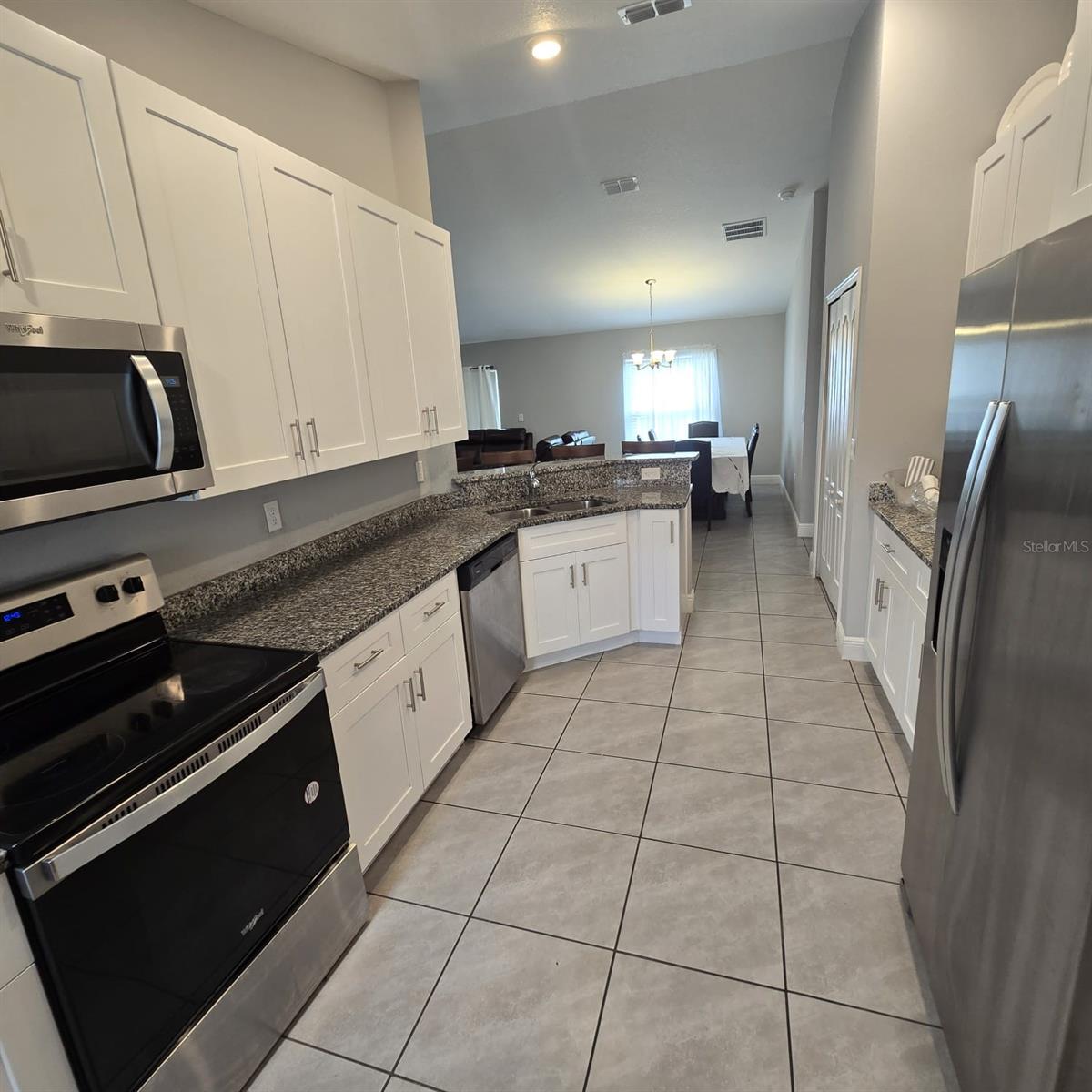 540 BRISTOL CIR, KISSIMMEE, FL — photo 11