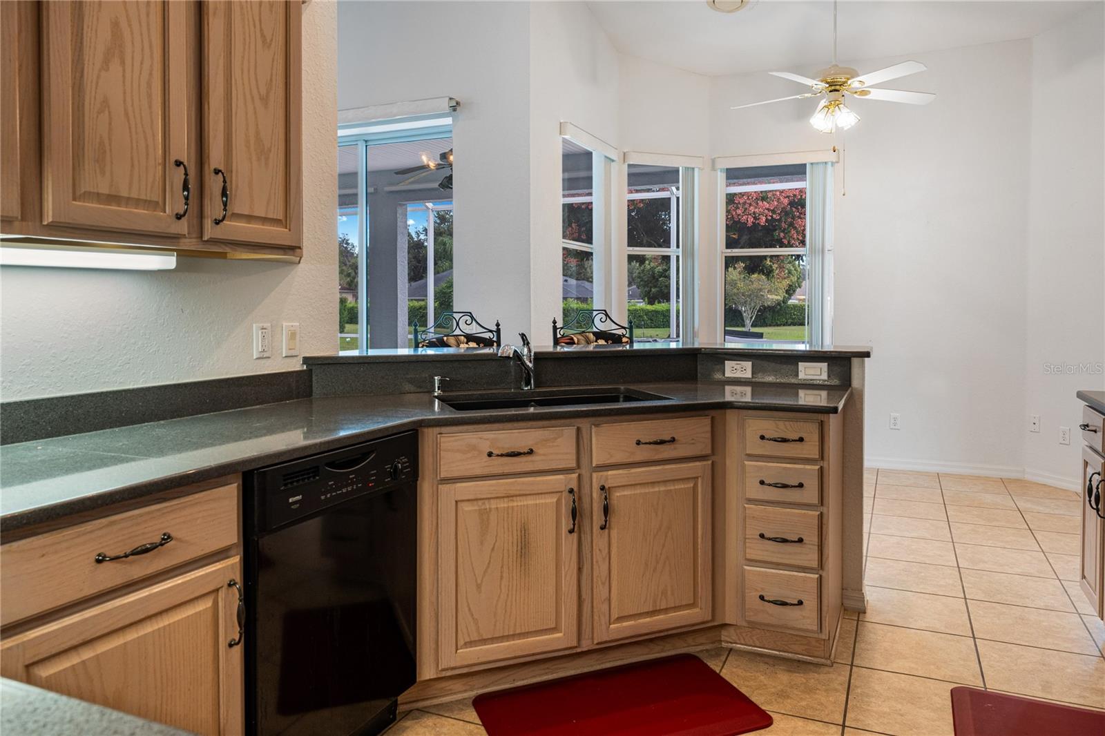 4567 N GRASS ISLAND TER, HERNANDO, FL — photo 8