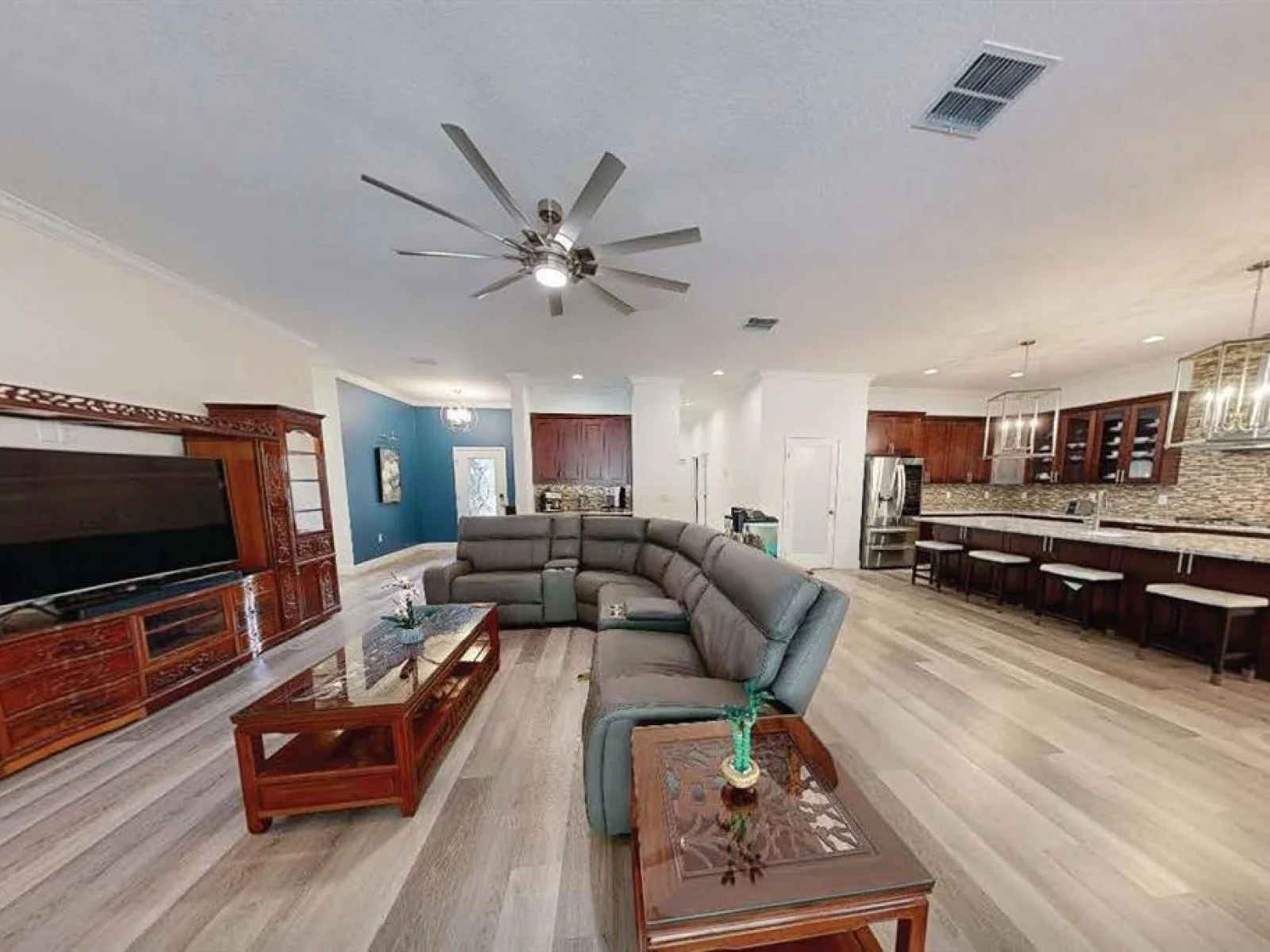 30101 BRETTON LOOP, MOUNT DORA, FL — photo 11