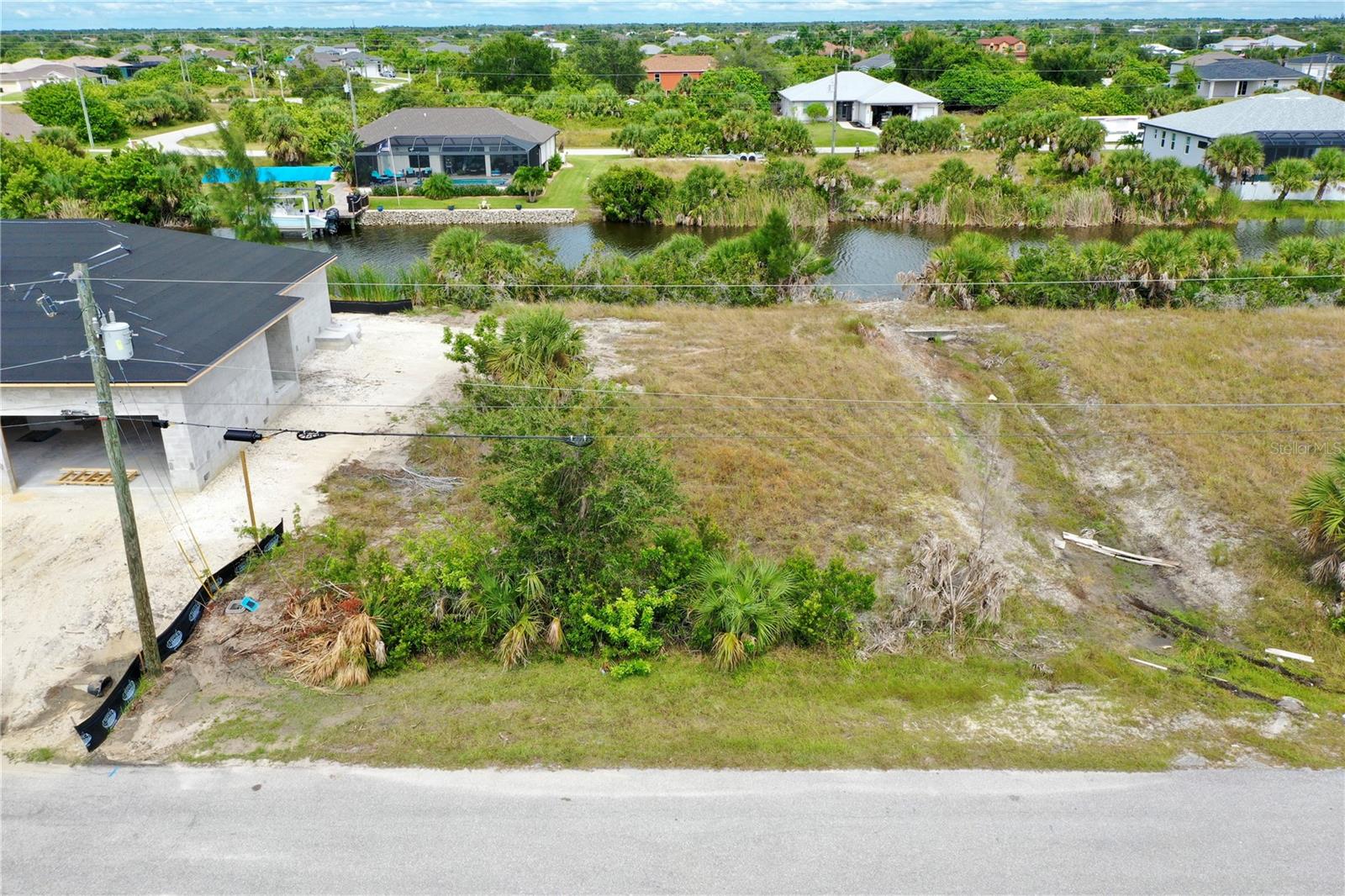 10868 MCALESTER CIR, PORT CHARLOTTE, FL