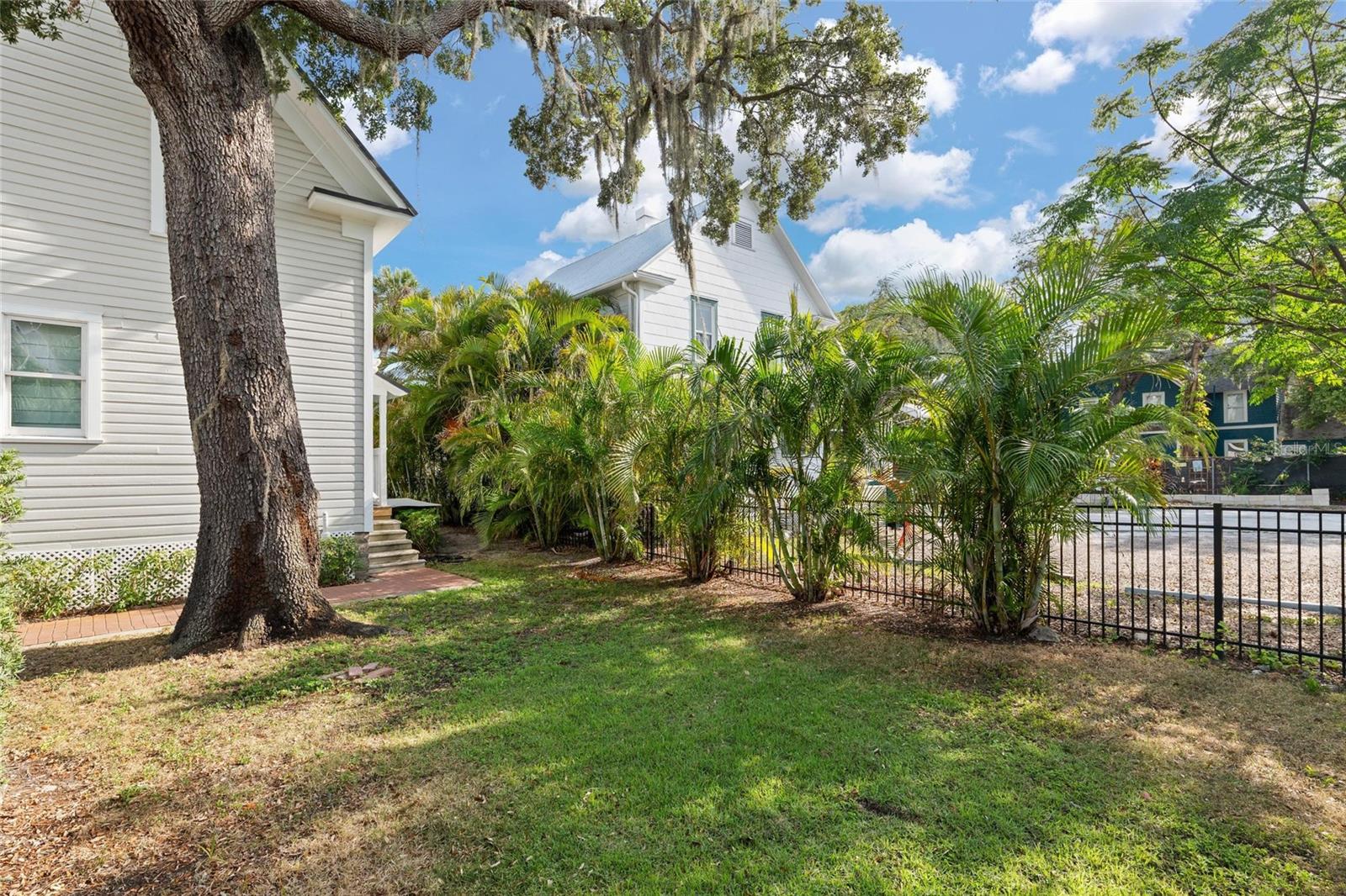 4 W ORANGE ST, TARPON SPRINGS, FL — photo 70