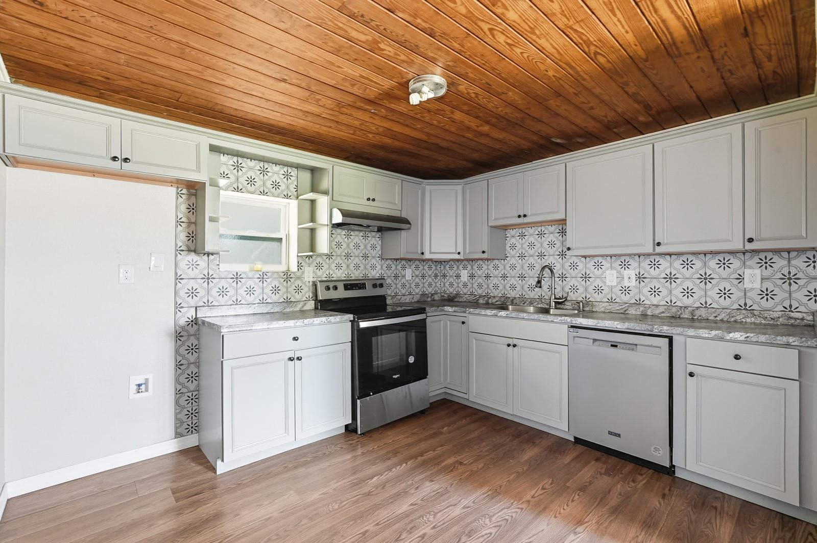 437 LOCKHART ST, DAYTONA BEACH, FL — photo 12