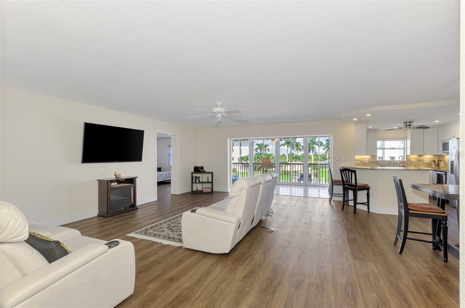 130 BREAKERS CT #221, PUNTA GORDA, FL — photo 8