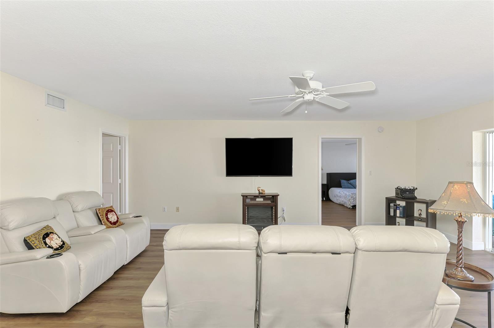 130 BREAKERS CT #221, PUNTA GORDA, FL — photo 10