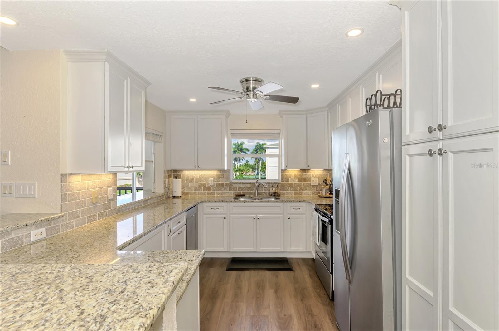 130 BREAKERS CT #221, PUNTA GORDA, FL — photo 22