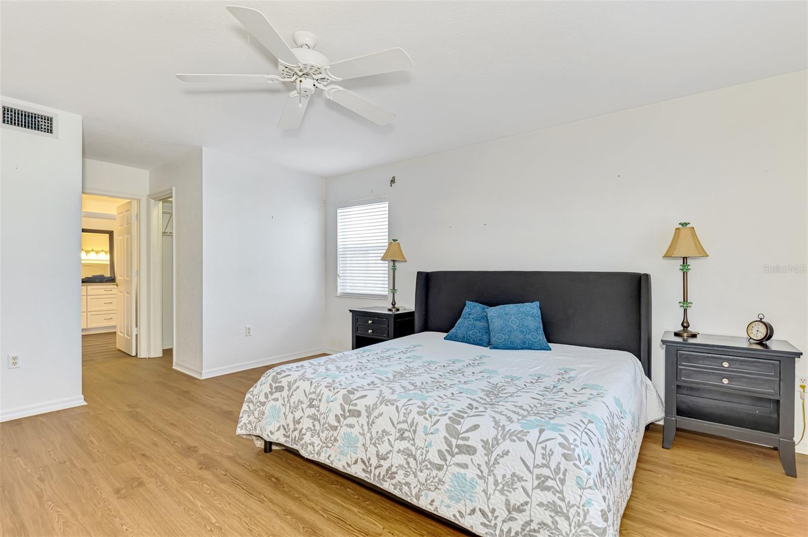 130 BREAKERS CT #221, PUNTA GORDA, FL — photo 32