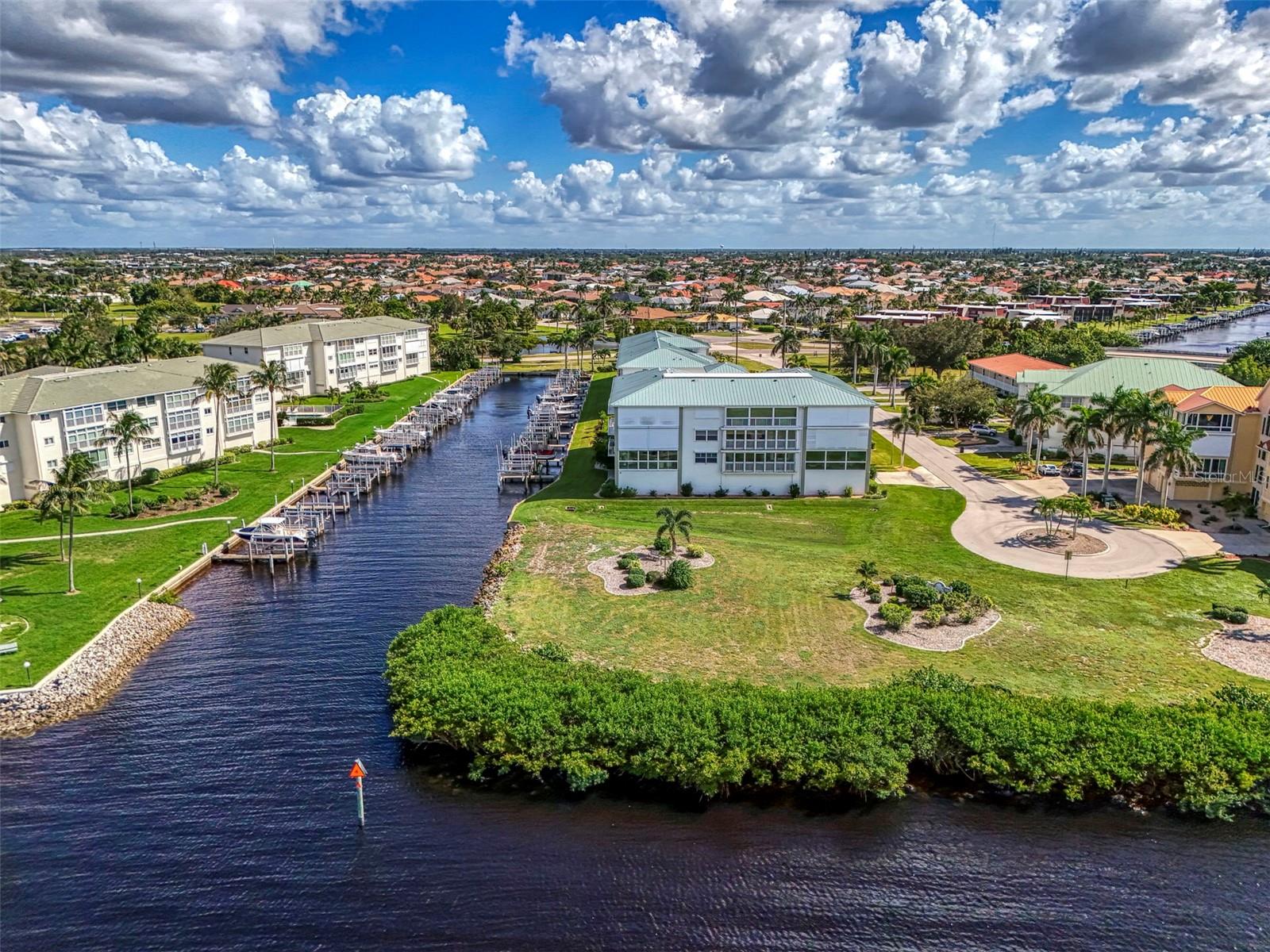130 BREAKERS CT #221, PUNTA GORDA, FL — photo 59