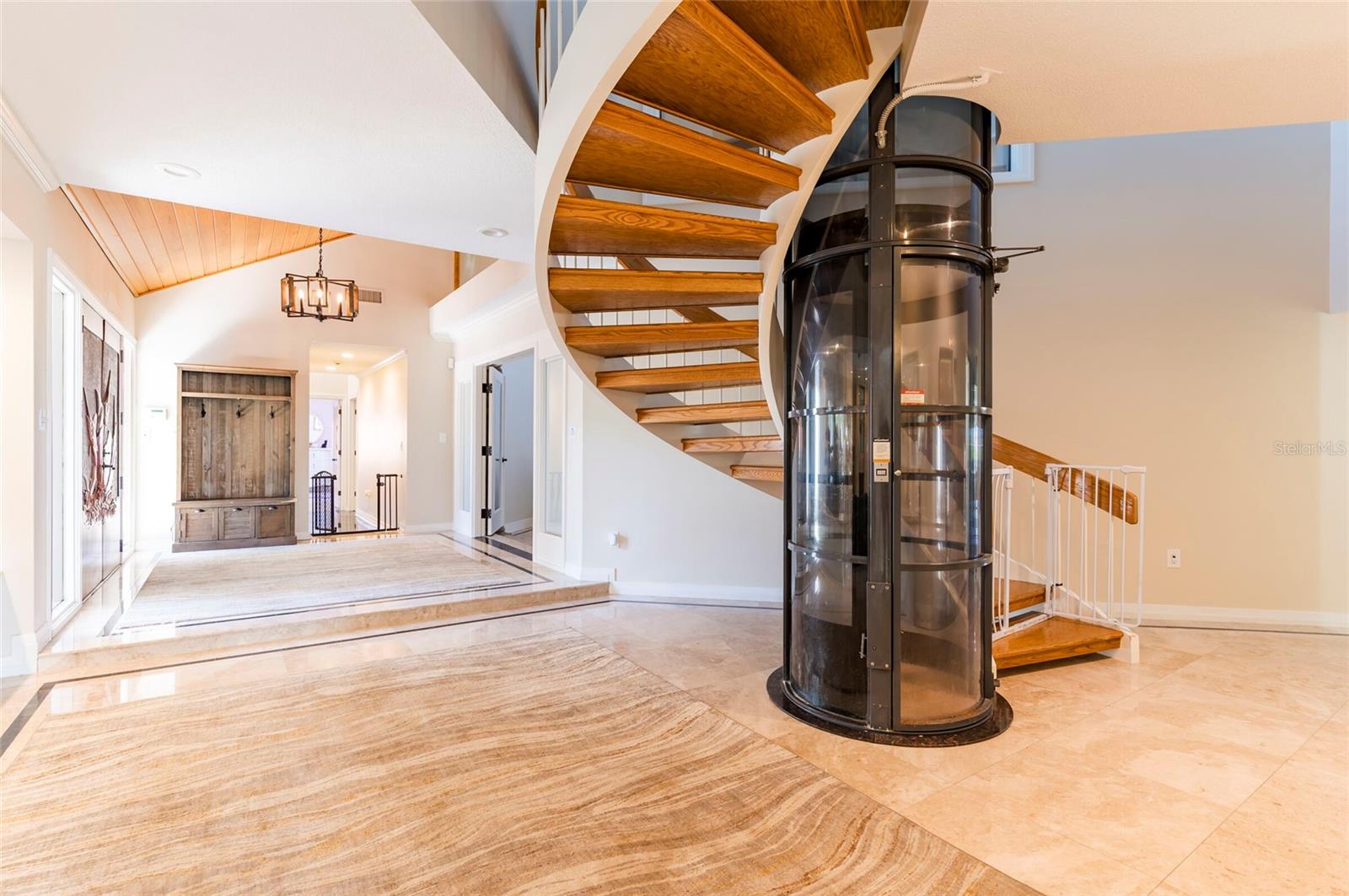 2268 KINGS POINT DR, LARGO, FL — photo 13