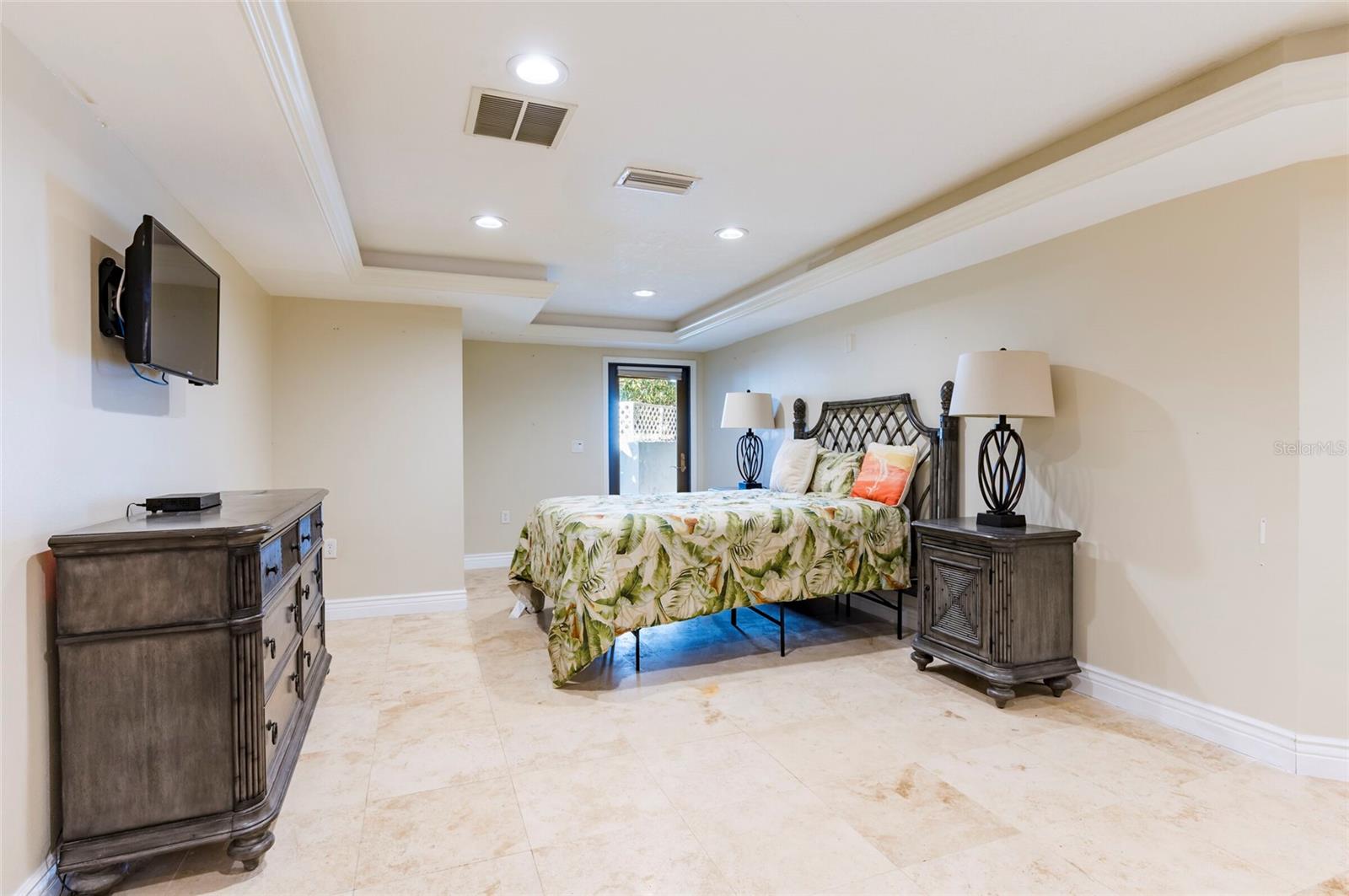 2268 KINGS POINT DR, LARGO, FL — photo 61