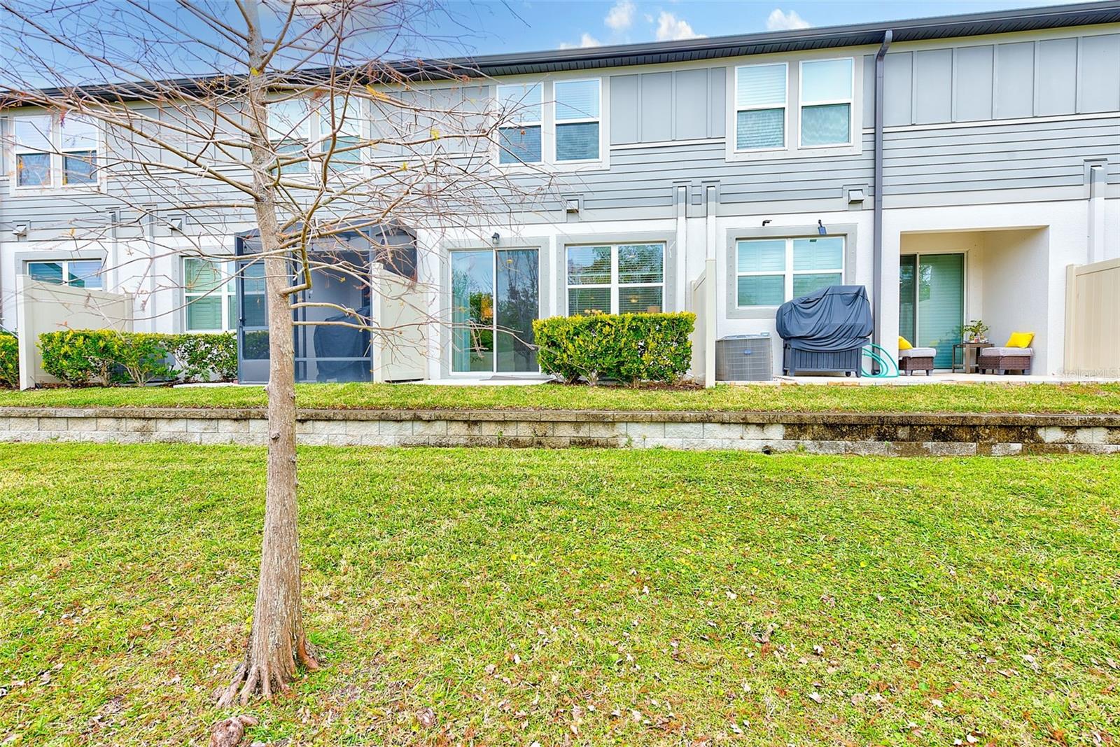 2441 FOGGY CREEK CIR, CLEARWATER, FL — photo 32
