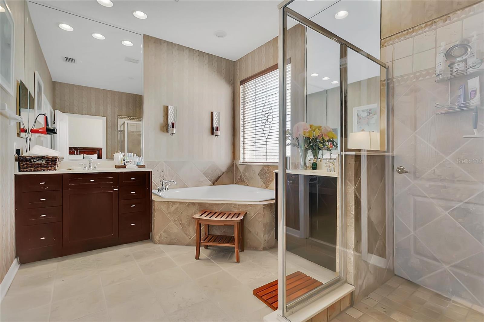 6712 THORNHILL CIR, WINDERMERE, FL — photo 24