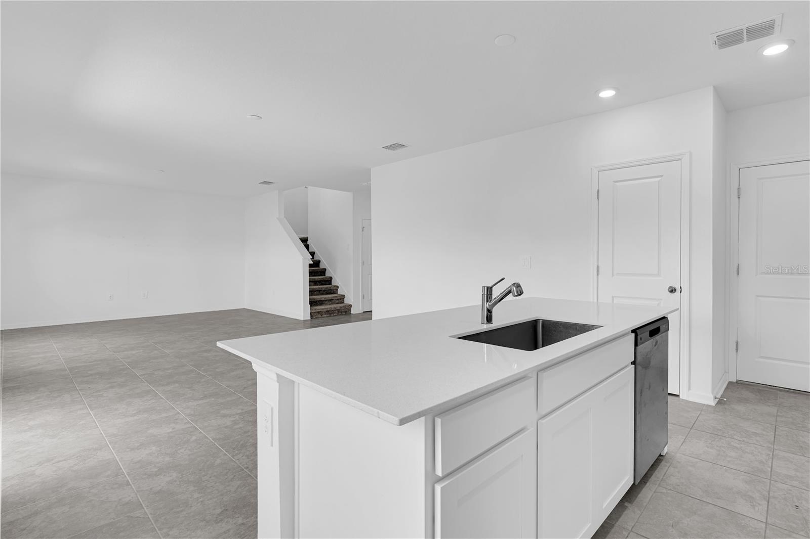 1021 WATERFALL BLVD, DAVENPORT, FL — photo 5