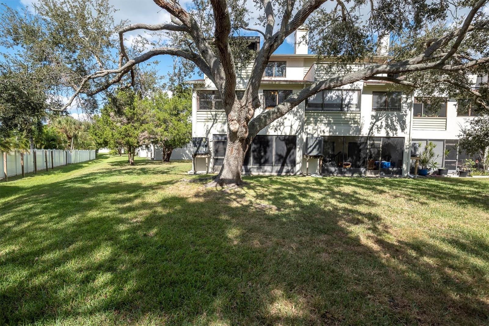 534 WALDEN CT, DUNEDIN, FL — photo 39
