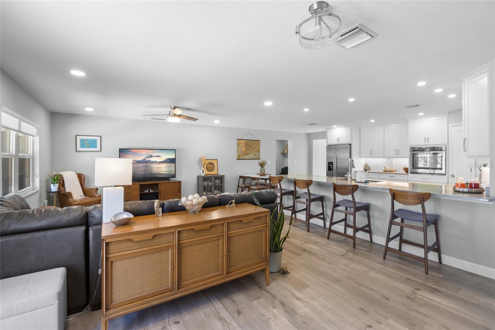 744 GUILD DR, VENICE, FL — photo 4