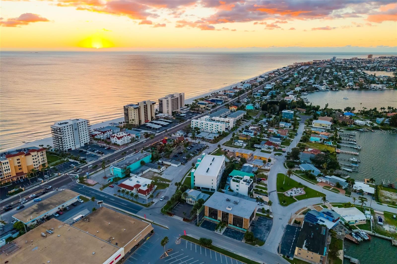 15305 1ST ST E #201, MADEIRA BEACH, FL — photo 2
