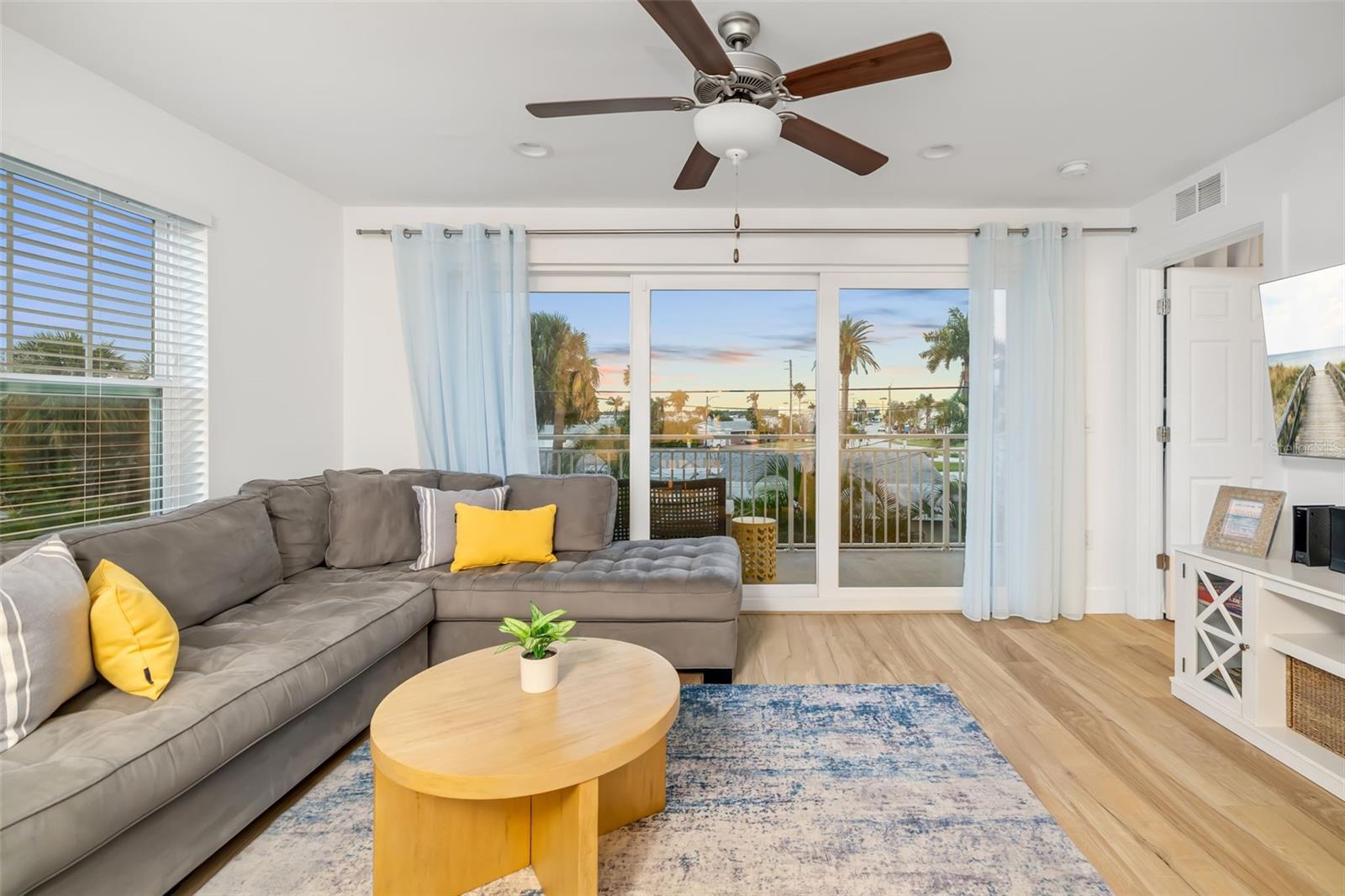 15305 1ST ST E #201, MADEIRA BEACH, FL — photo 16