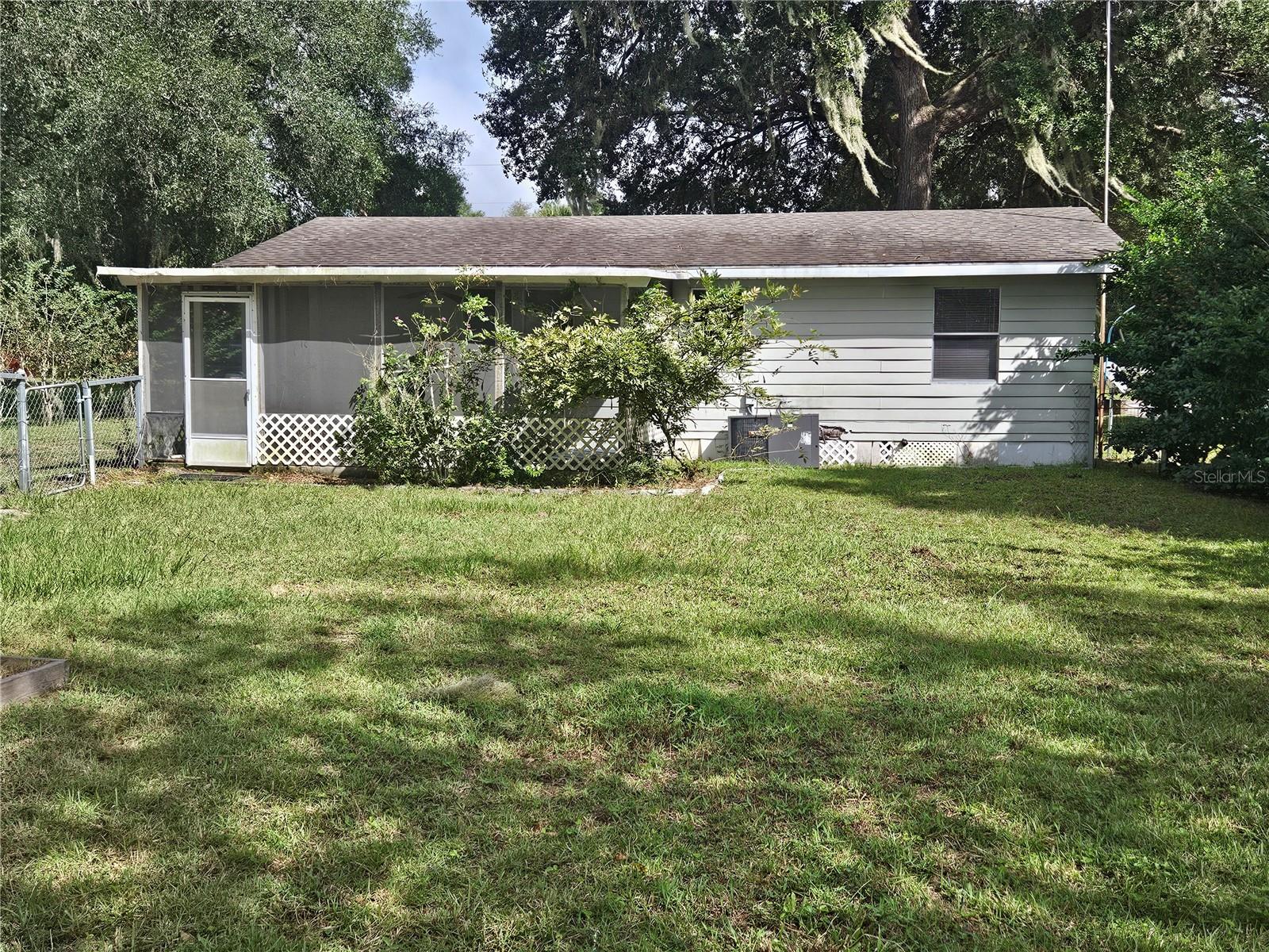 2344 SE 175TH TER, SILVER SPRINGS, FL — photo 17