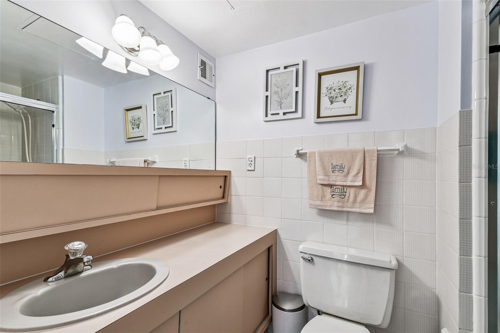 31 ISLAND WAY #609, CLEARWATER BEACH, FL — photo 20