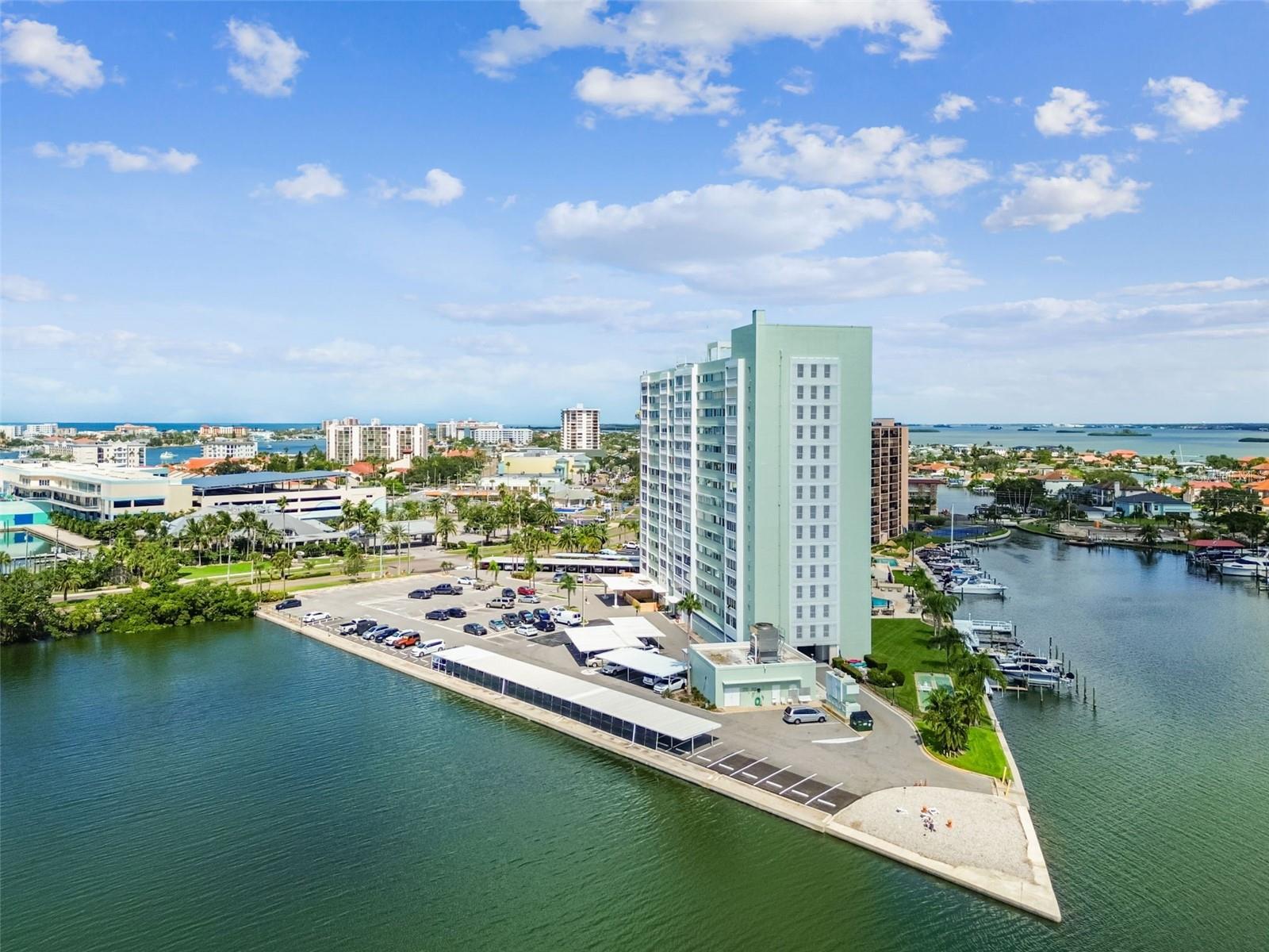 31 ISLAND WAY #609, CLEARWATER BEACH, FL — photo 37