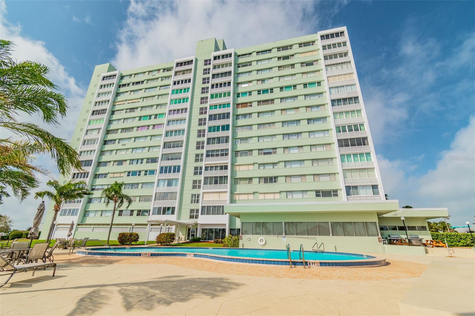 31 ISLAND WAY #609, CLEARWATER BEACH, FL — photo 45