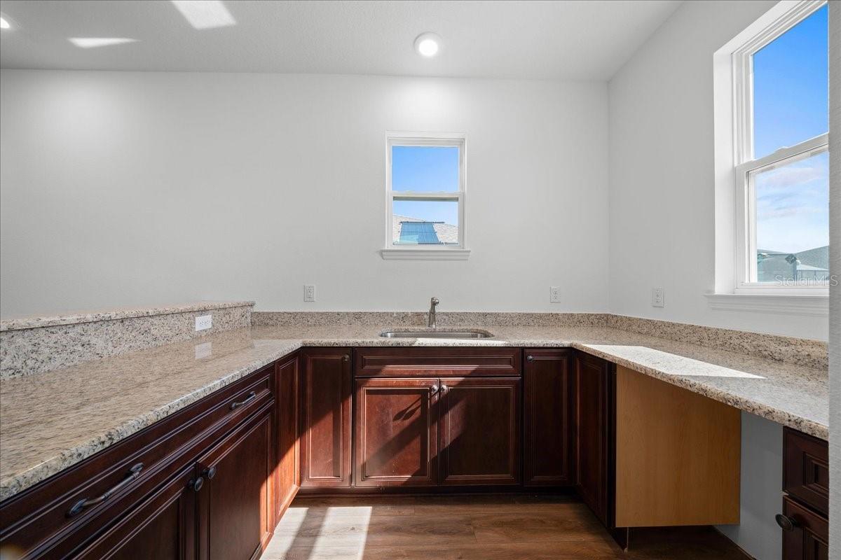 8233 SW 93RD TER, OCALA, FL — photo 11