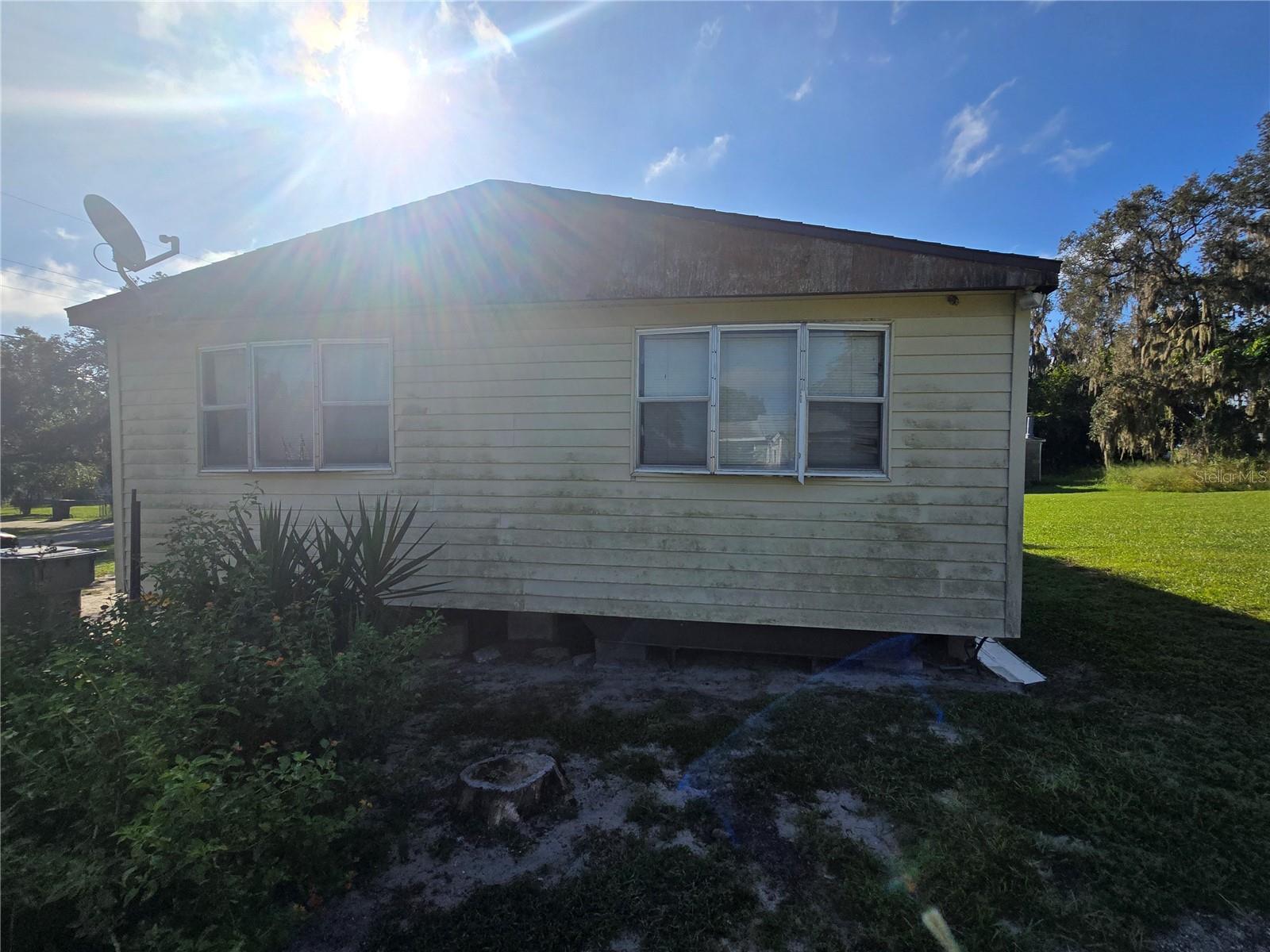 513 SMITH RD, POLK CITY, FL — photo 34