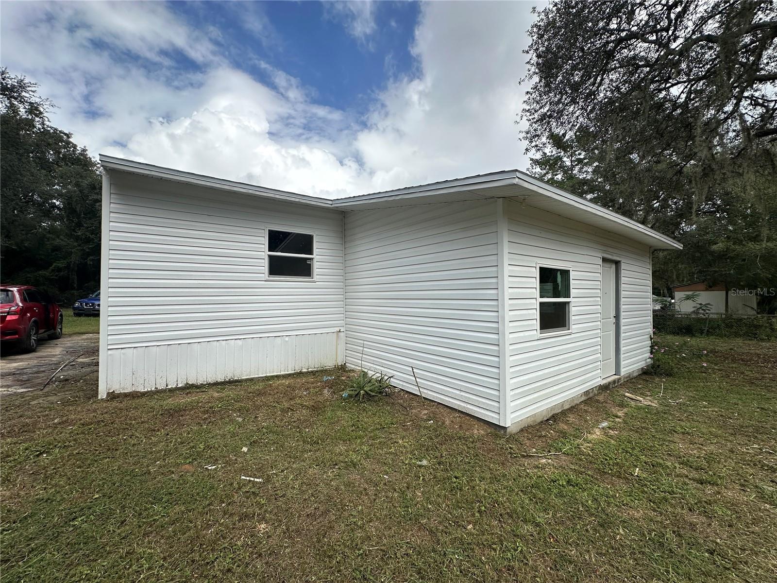 17405 NE 38TH LANE RD, SILVER SPRINGS, FL — photo 4