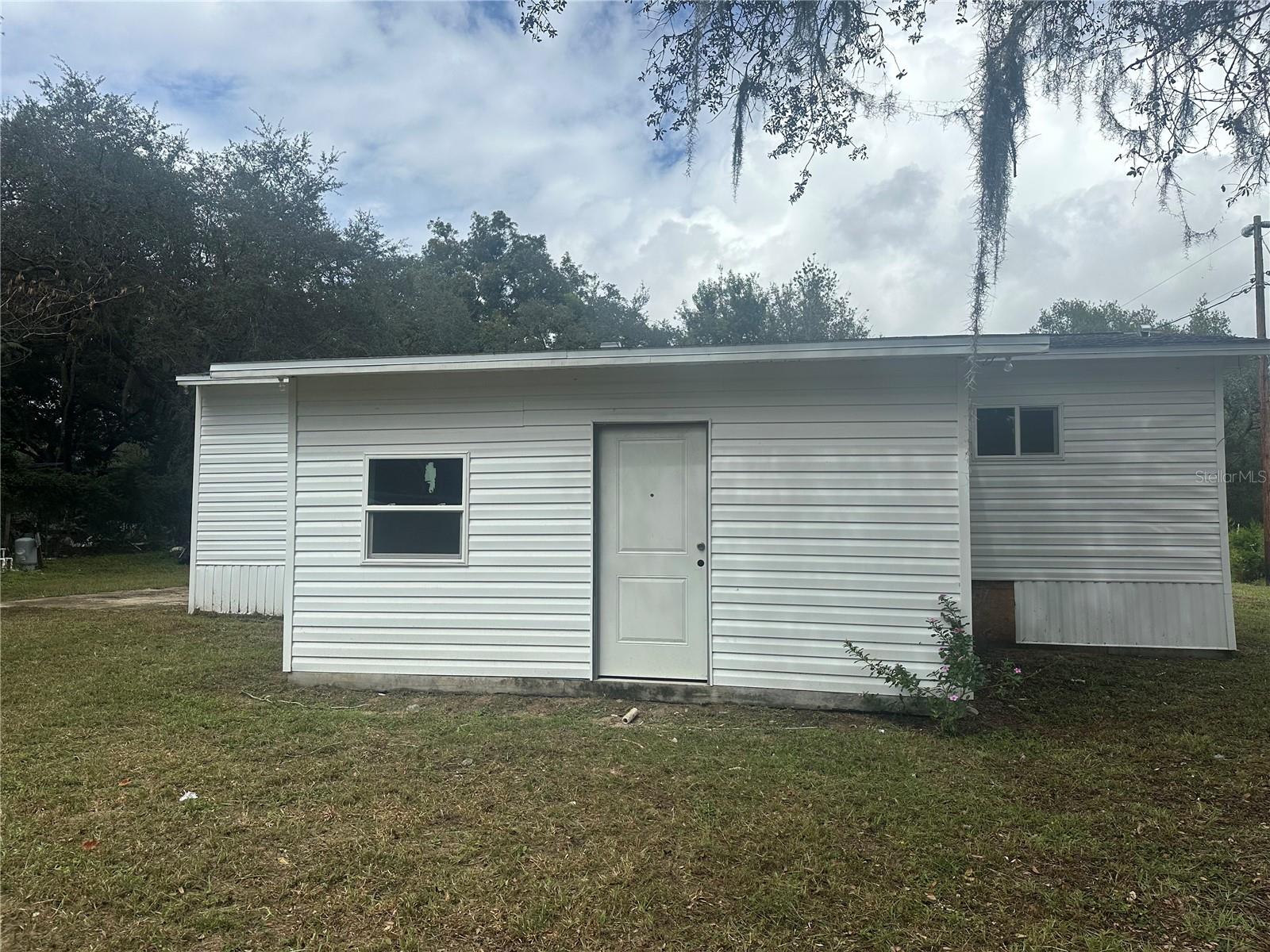 17405 NE 38TH LANE RD, SILVER SPRINGS, FL — photo 5