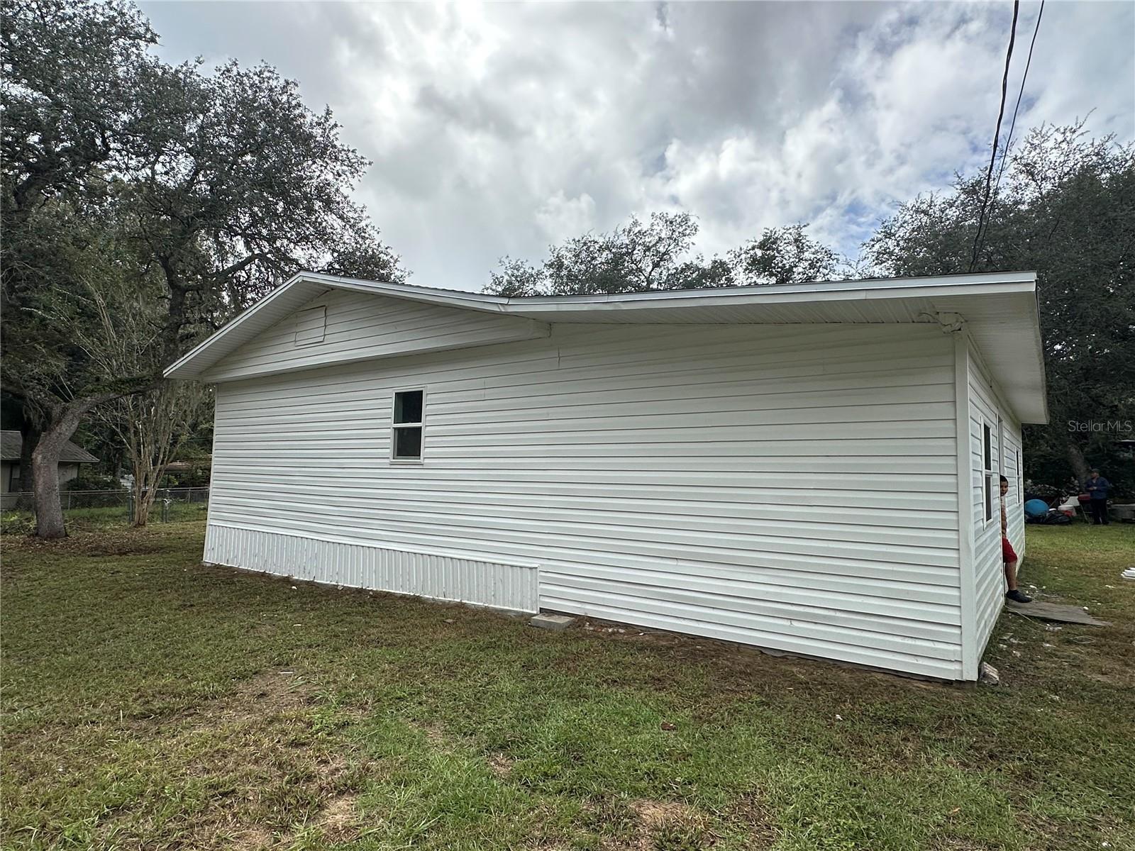 17405 NE 38TH LANE RD, SILVER SPRINGS, FL — photo 6