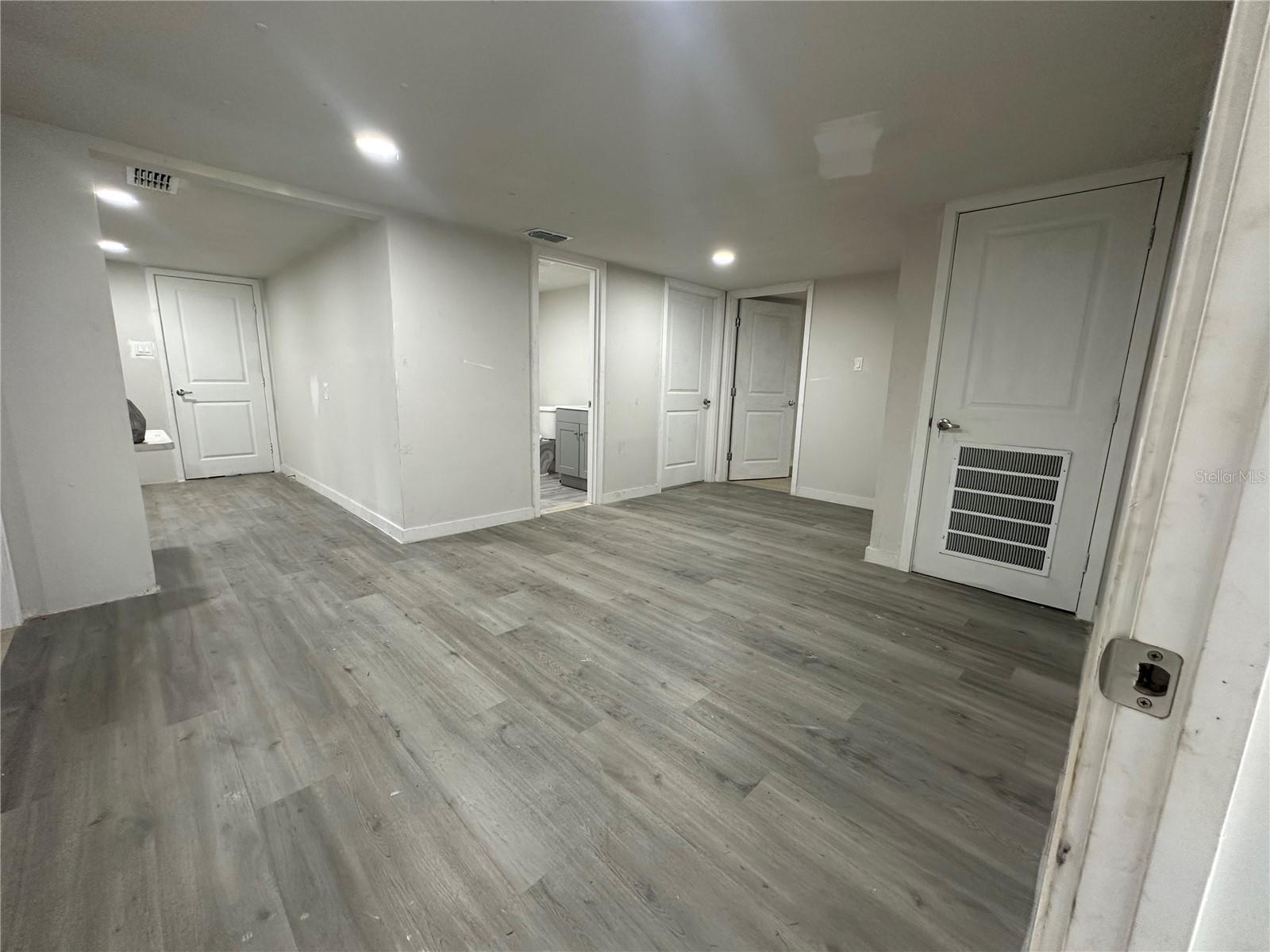 17405 NE 38TH LANE RD, SILVER SPRINGS, FL — photo 10